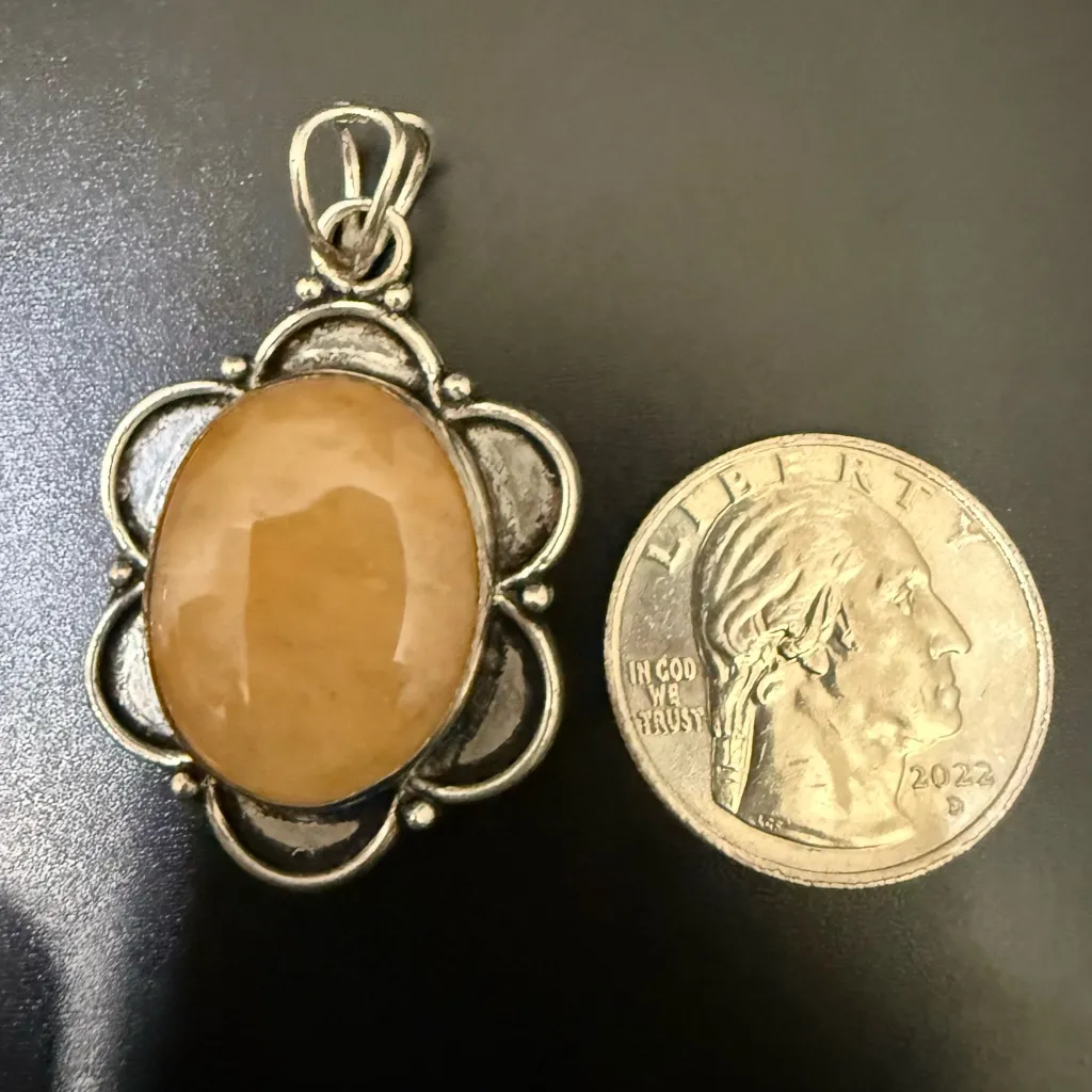 Vintage Handcrafted Silver Agate Stone Cabochon Natural Stone Pendant 10.1g. Tan - Image 7