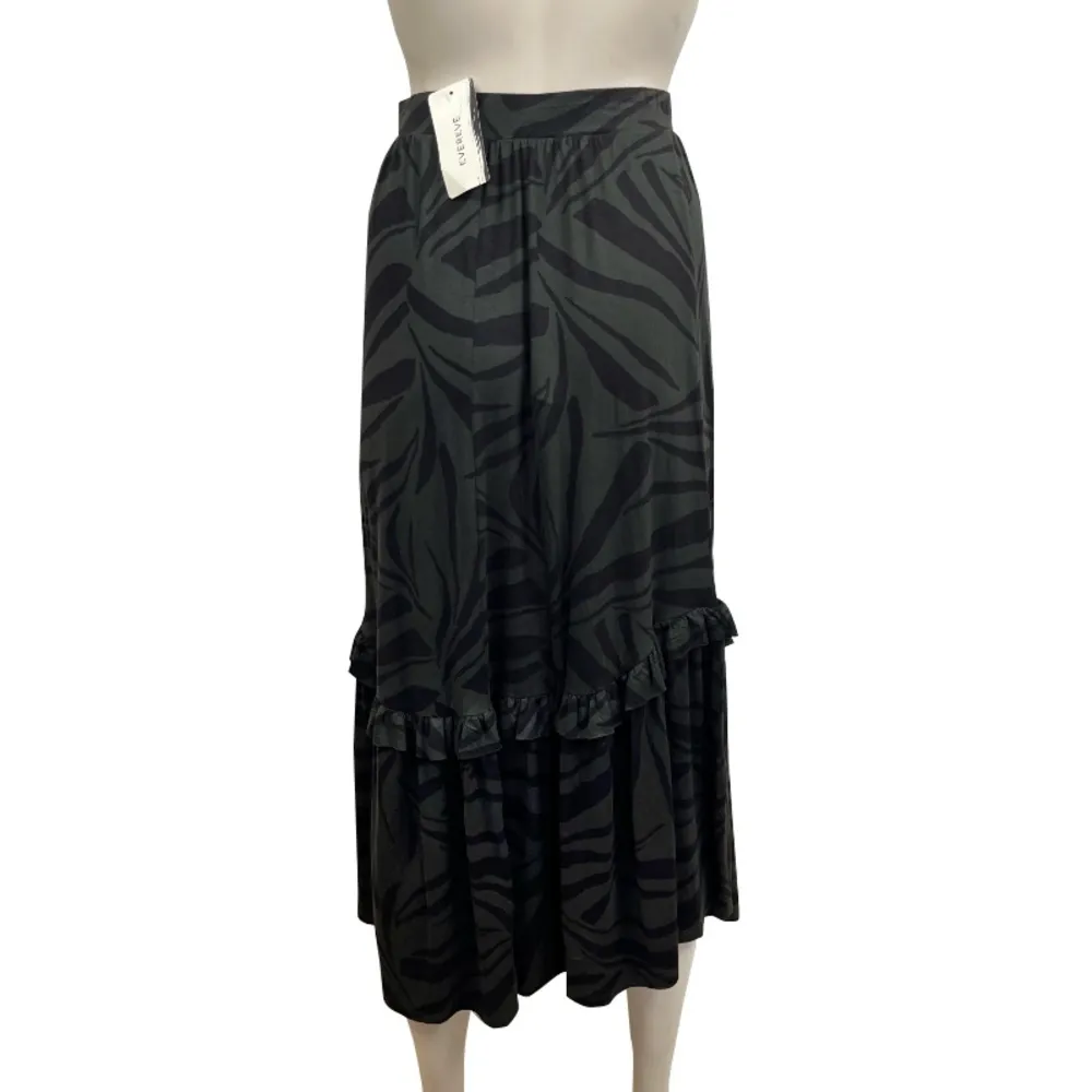 Evereve Z Supply Leisel Tropical Zebra Pull On Skirt - Image 4