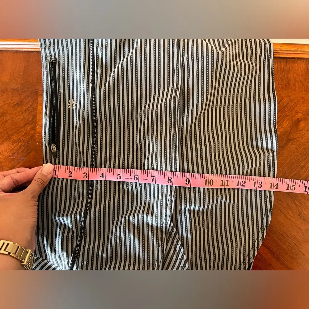 Athleta Stripe Swagger Tiered Tennis Golf Pickleball Skirt Size L - Image 11