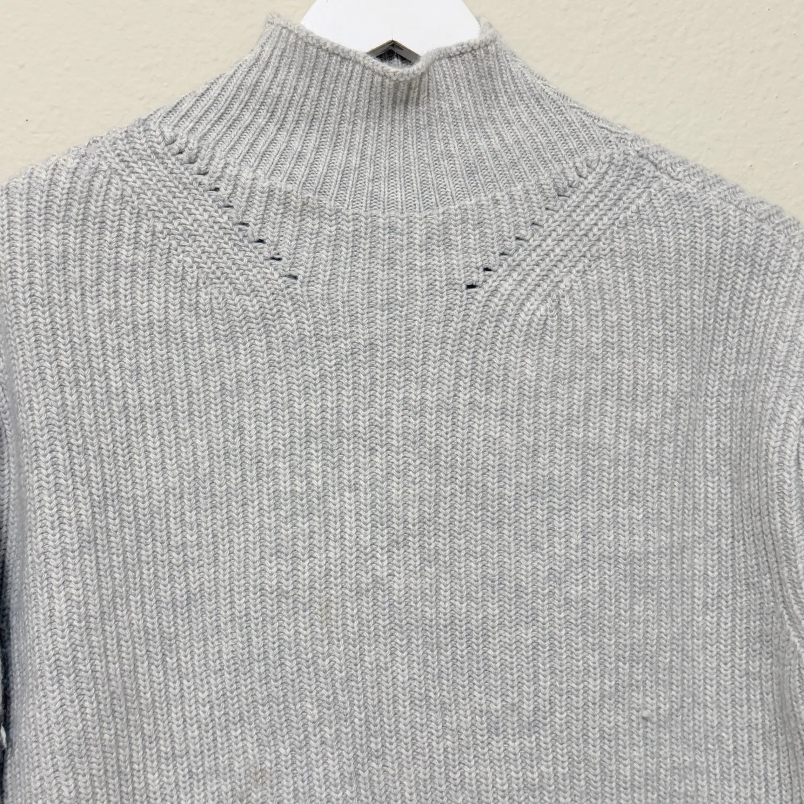 Tuckernuck Knit Fisherman Sweater Size XS Wool Blend Gray Mock Neck Soft Cozy - Image 3