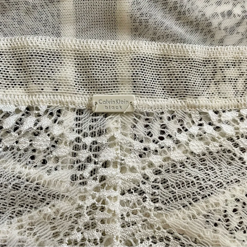 CALVIN KLEIN sleepwear écru lace bodysuit, size L, NWOT - Image 13