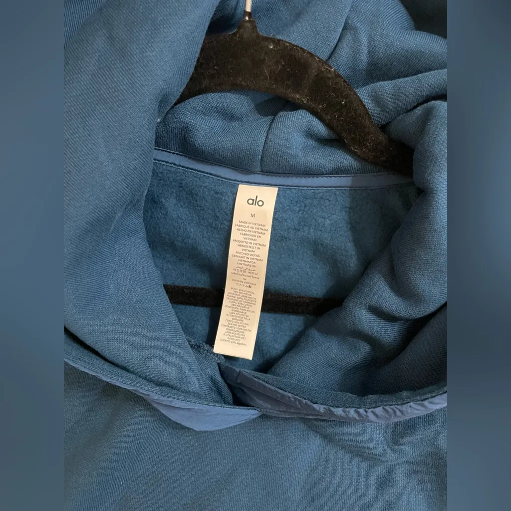 ALO Yoga NWT In The Air Short Sleeve Cropped Hoodie Eclipse Blue Size M - Image 10