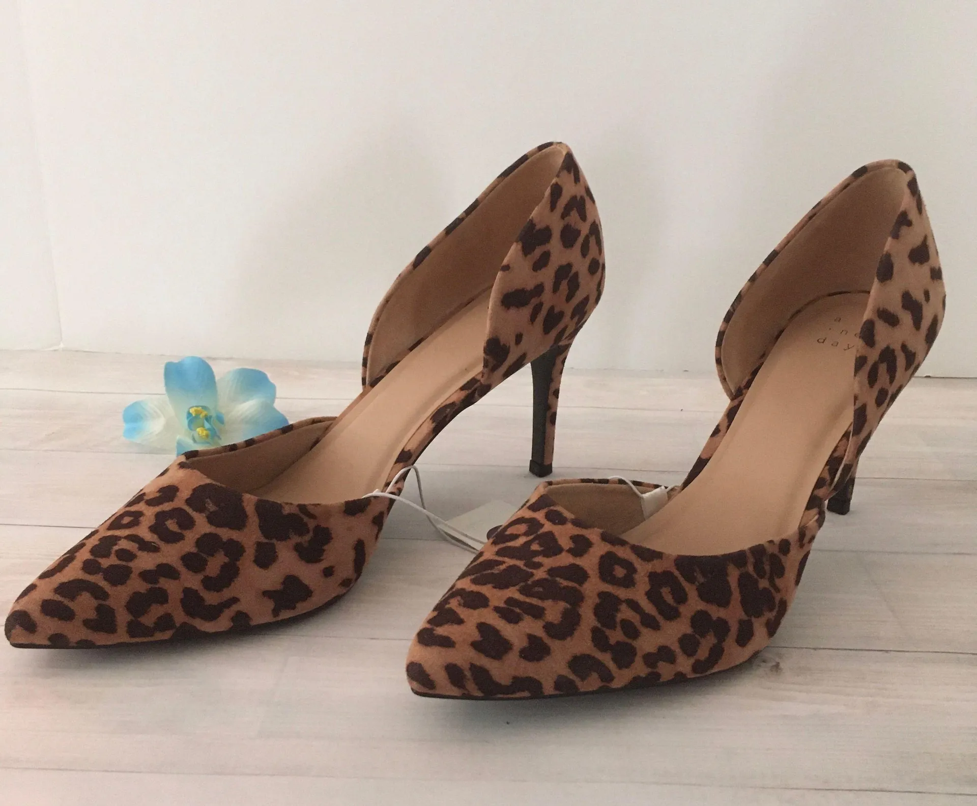 Leopard Heels, Size 11 Brown - Image 3