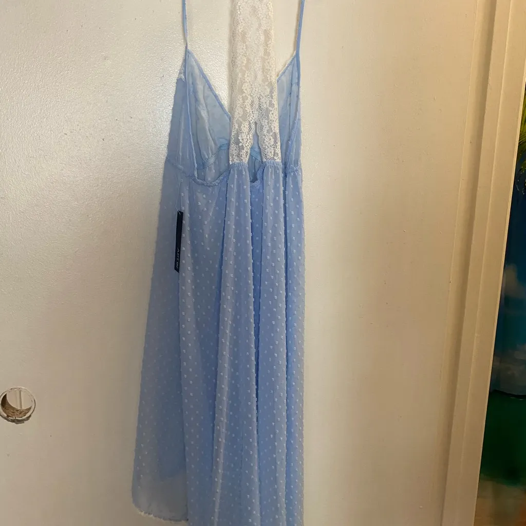 Apt 9 Womens Sheer Nightgown L Large Light Blue White Textured Dots NWT New - Image 5