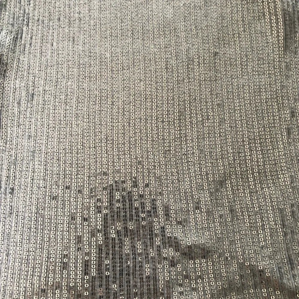 EXPRESS Gray ribbed tank top with clear sequence detail - Image 2