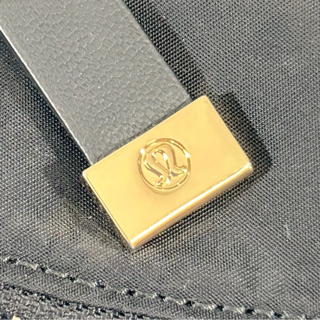 Lululemon All Night Festival Bag Micro Black and Gold NWOT - Image 9