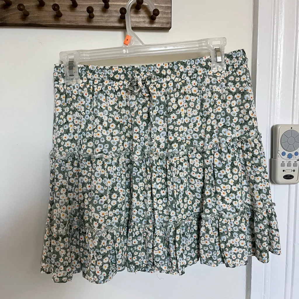 Floral Green Skirt - Image 3