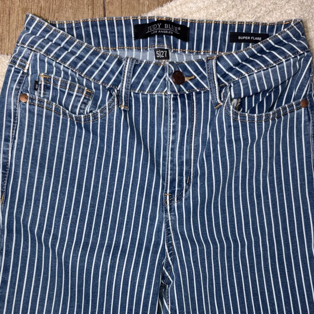 Judy Blue women’s High Rise Super Flare Jean Blue & White Striped Jeans sz 5/27 - Image 5