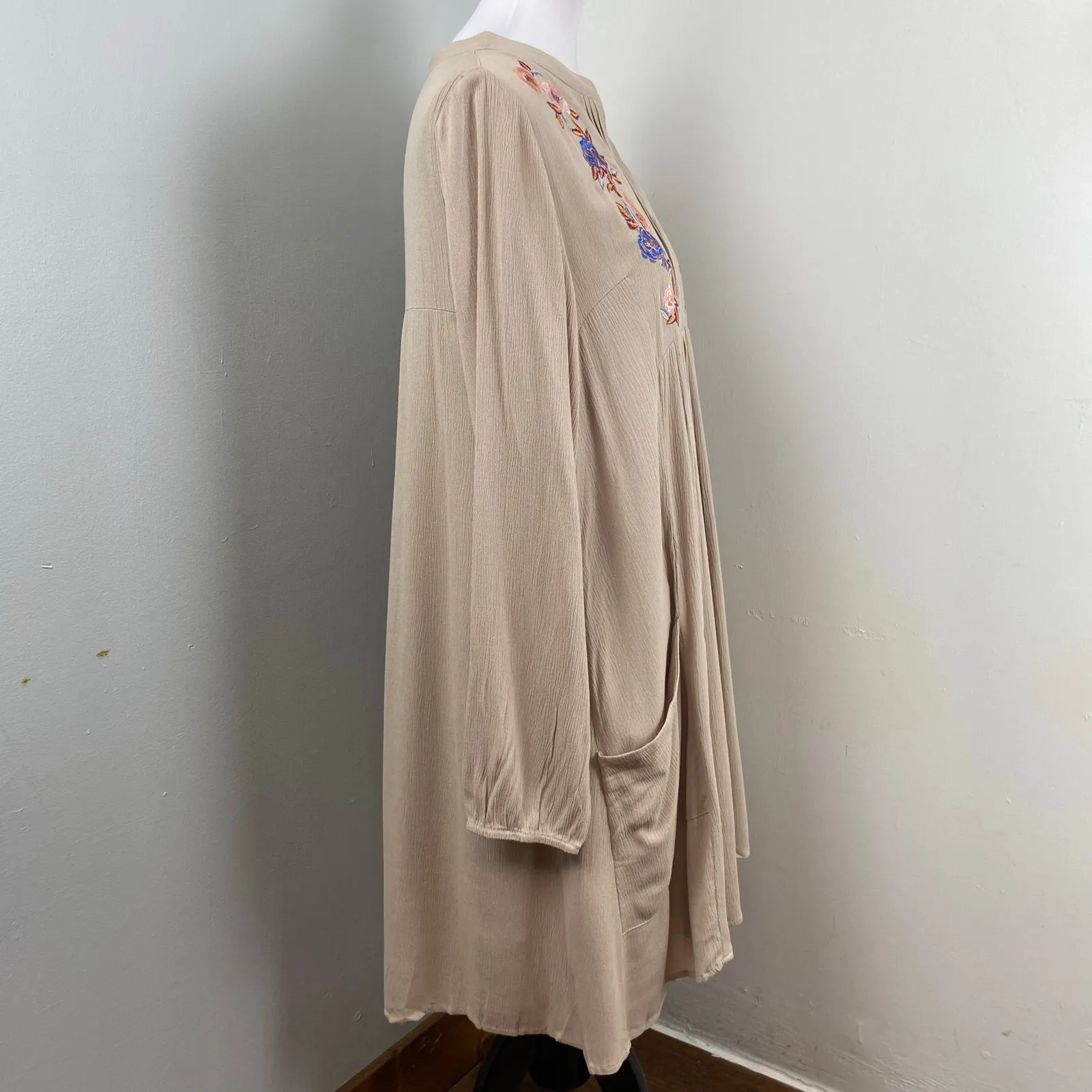 AnnaBelle Boho Floral Embroidered Long Sleeve Shift Shirt Dress Large Blue - Image 3