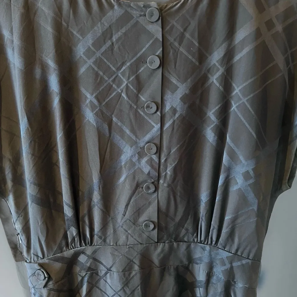 Juicy Couture Silk Dress Sz 12 fits Smaller Vintage Pin-Up Retro Y2K Button-Back - Image 4