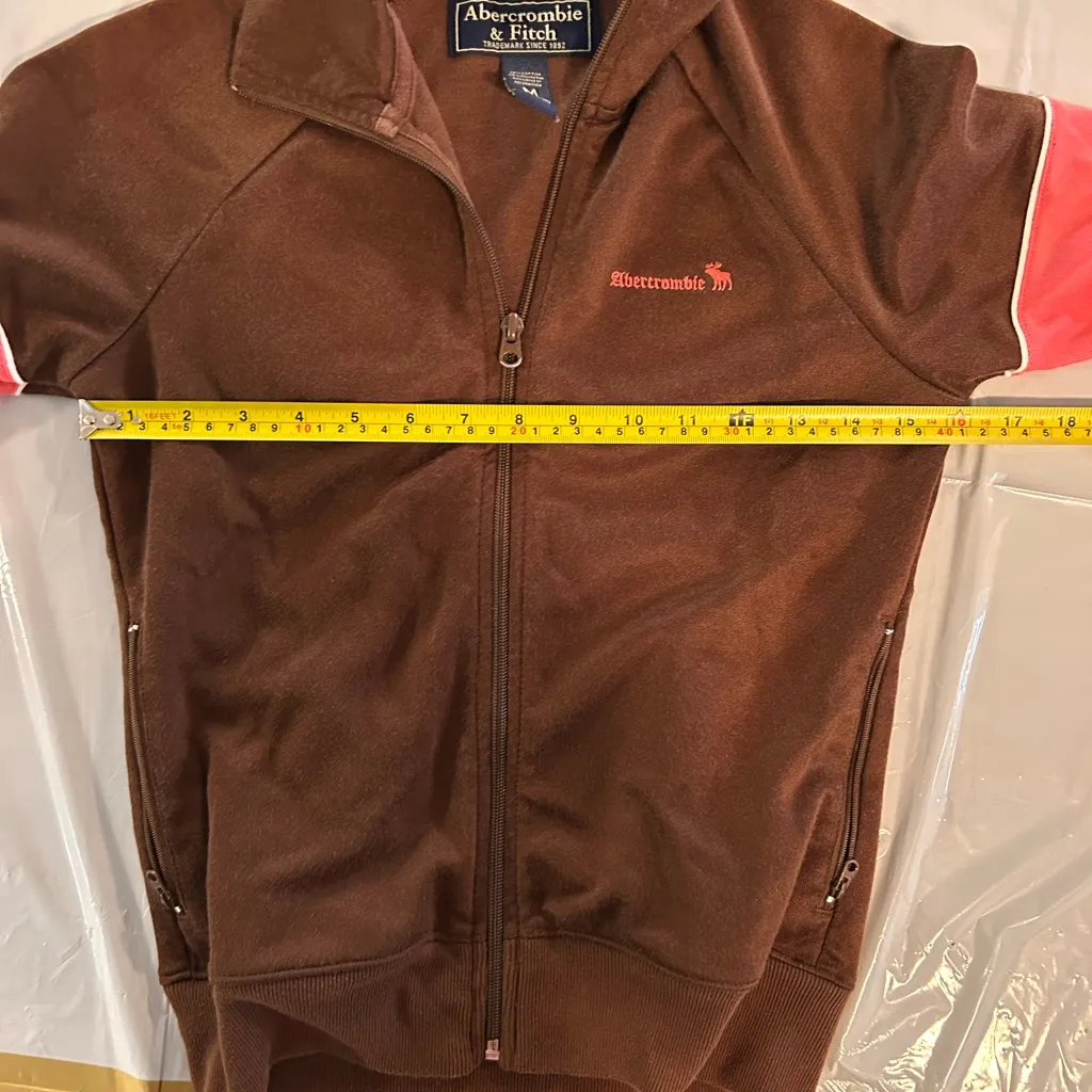 VTG ABERCROMBIE & FITCH juniors Medium track-jacket Moose embroidery 2-tone - Image 4