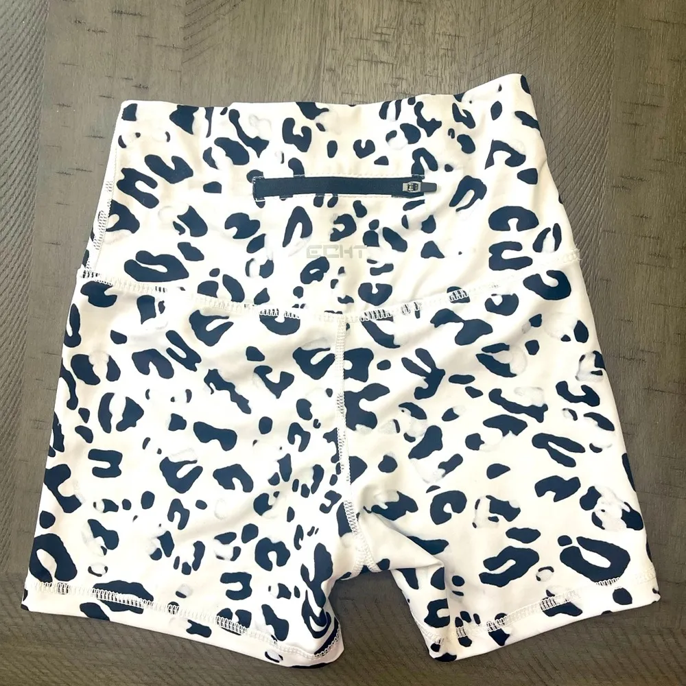 ECHT leopard workout shorts!!! - Image 4