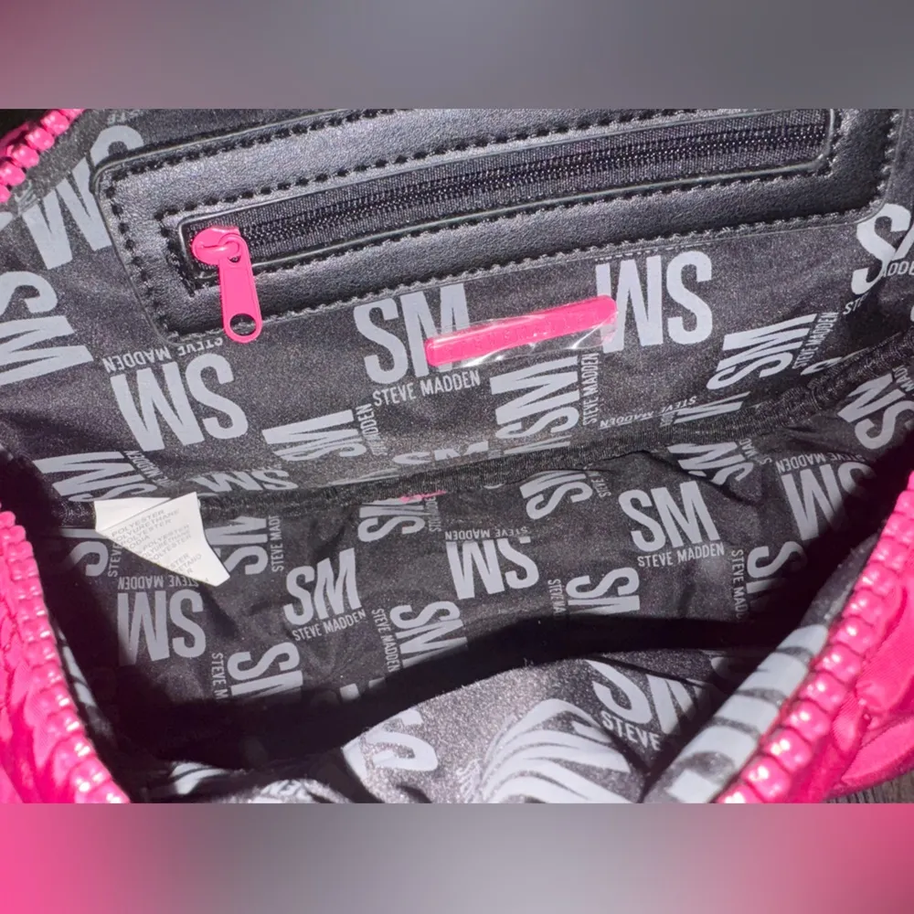 NWT Steve Madden Fushia Pink Tate Crossbody Purse Handbag Quilted Coin bag - Image 8