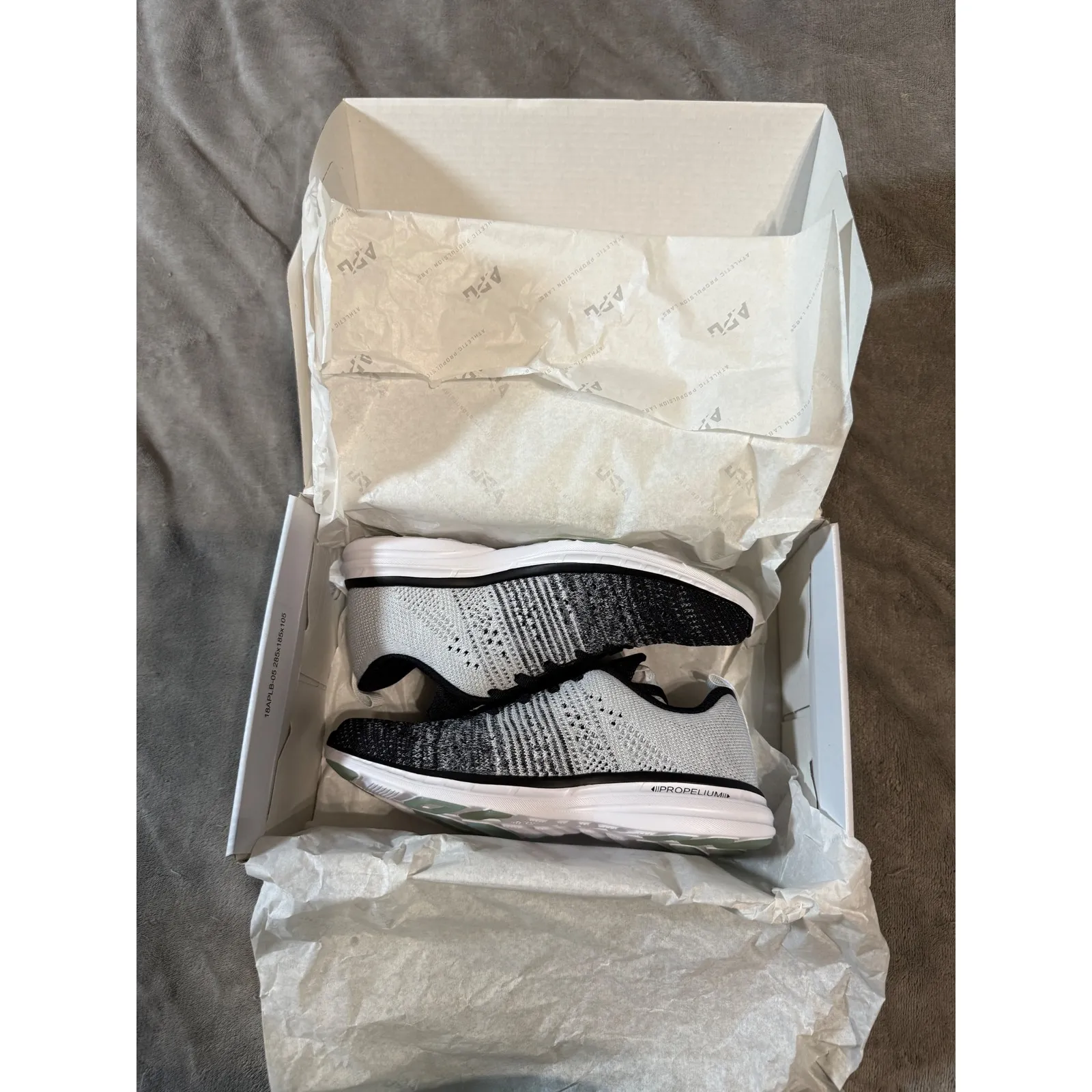 NEW APL TECHLOOM Pro Women Sneakers Size 5.5 Athletic Black White Heather Gray - Image 7