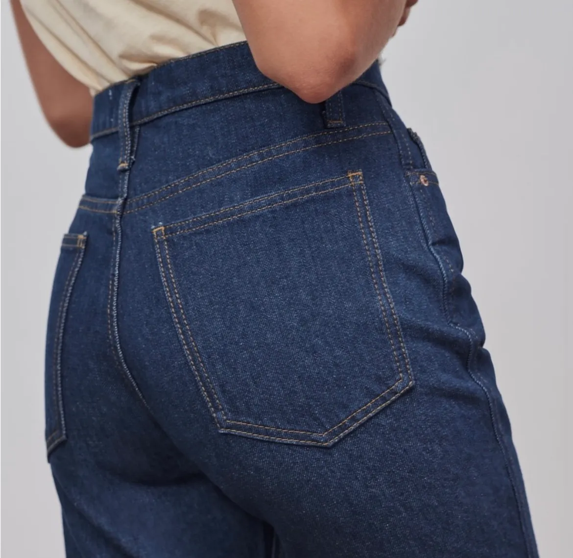 NWT  The 70's Bootcut in Denny Blue jeans - Image 5