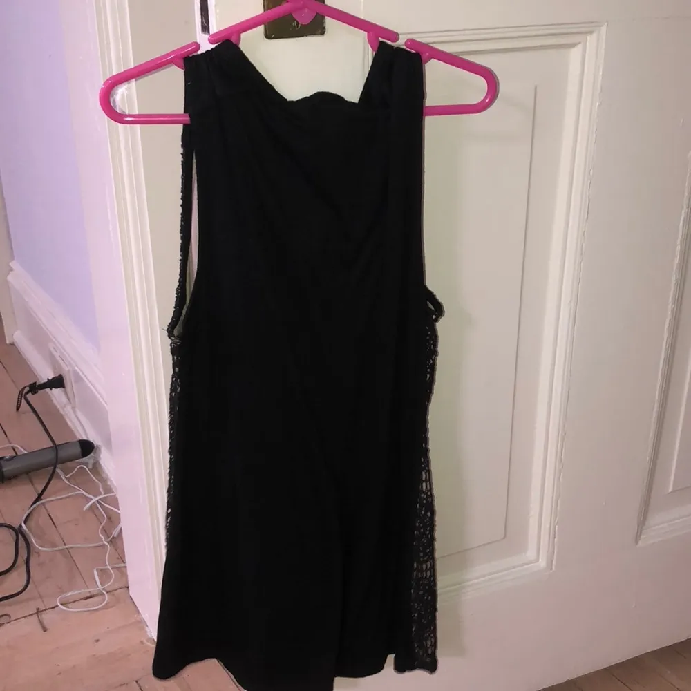 🔴 Banana Republic Designed Tank - Image 5