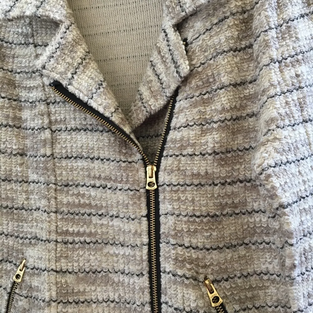 Lucky Brand FINAL MARKDOWN Ladies  jacket medium - Image 3