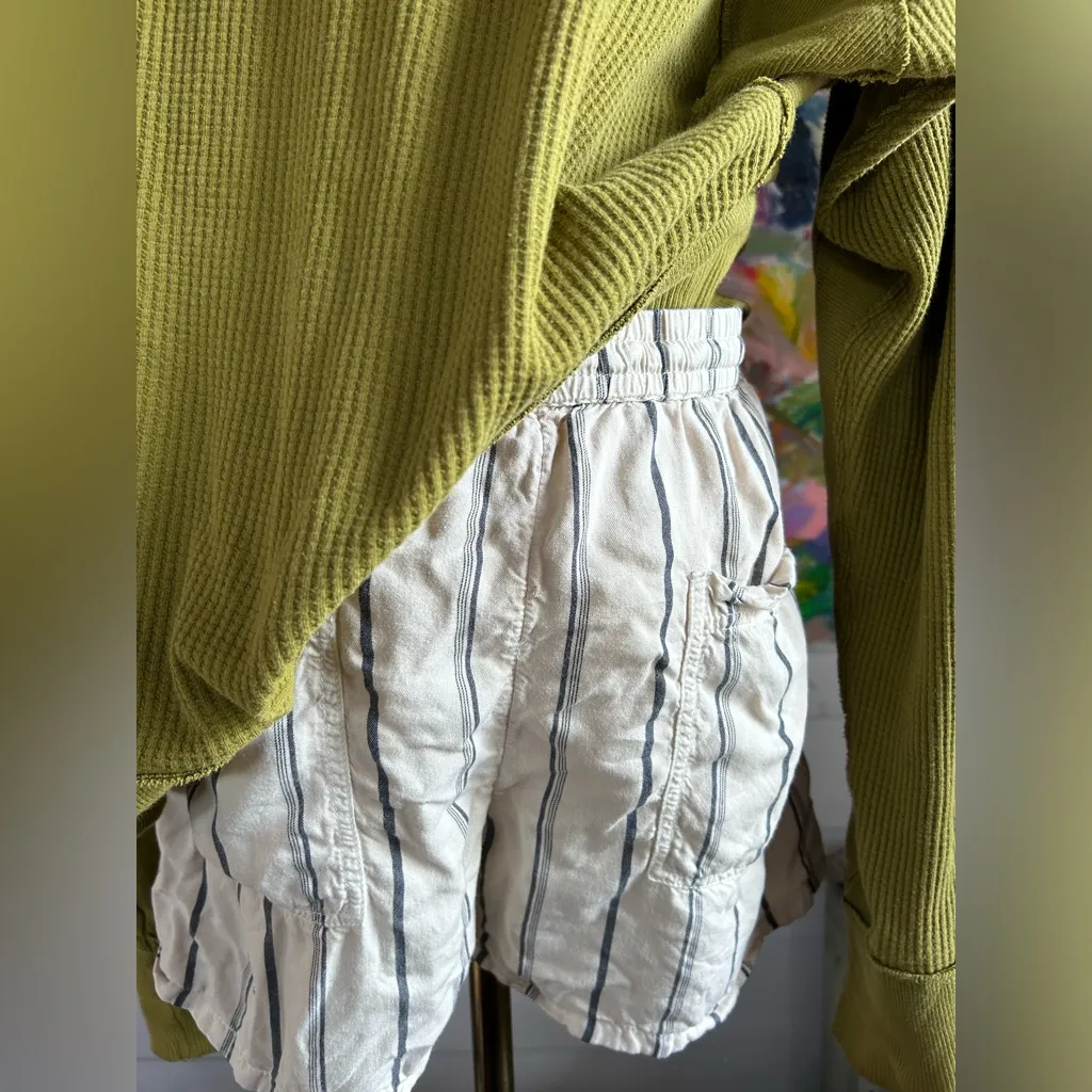 O’Neill Beige Fran Striped Shorts Beach Pull on Drawstring | Women’s M - Image 10