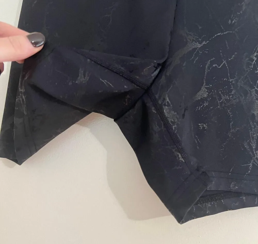 Zyia Active Black Irridescent Work Out Gym Bike Shorts Size Medium - Image 2