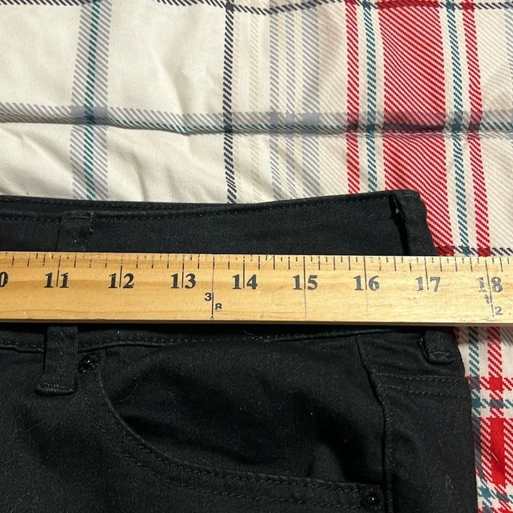 TORRID size 12R black distressed super soft jegging stretch three button closure - Image 5