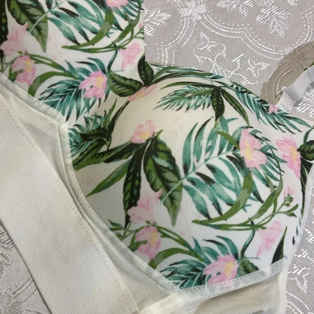 Rhonda Shear sport bra M Green Size M - Image 14