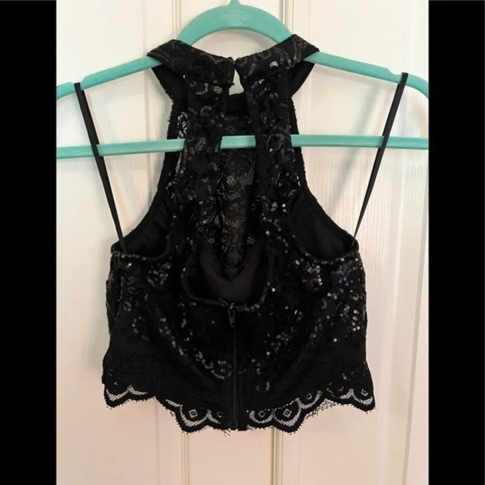 CITY STUDIO 3 Lace Sequin Halter Crop Top Tank Black Size undefined - Image 7