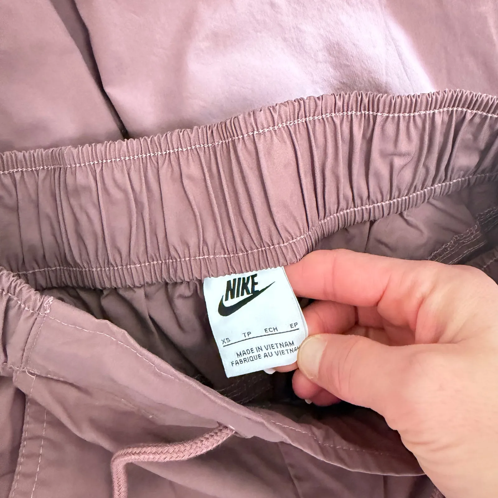 Nike Essentials High Rise Trousers Sz XS - Image 4