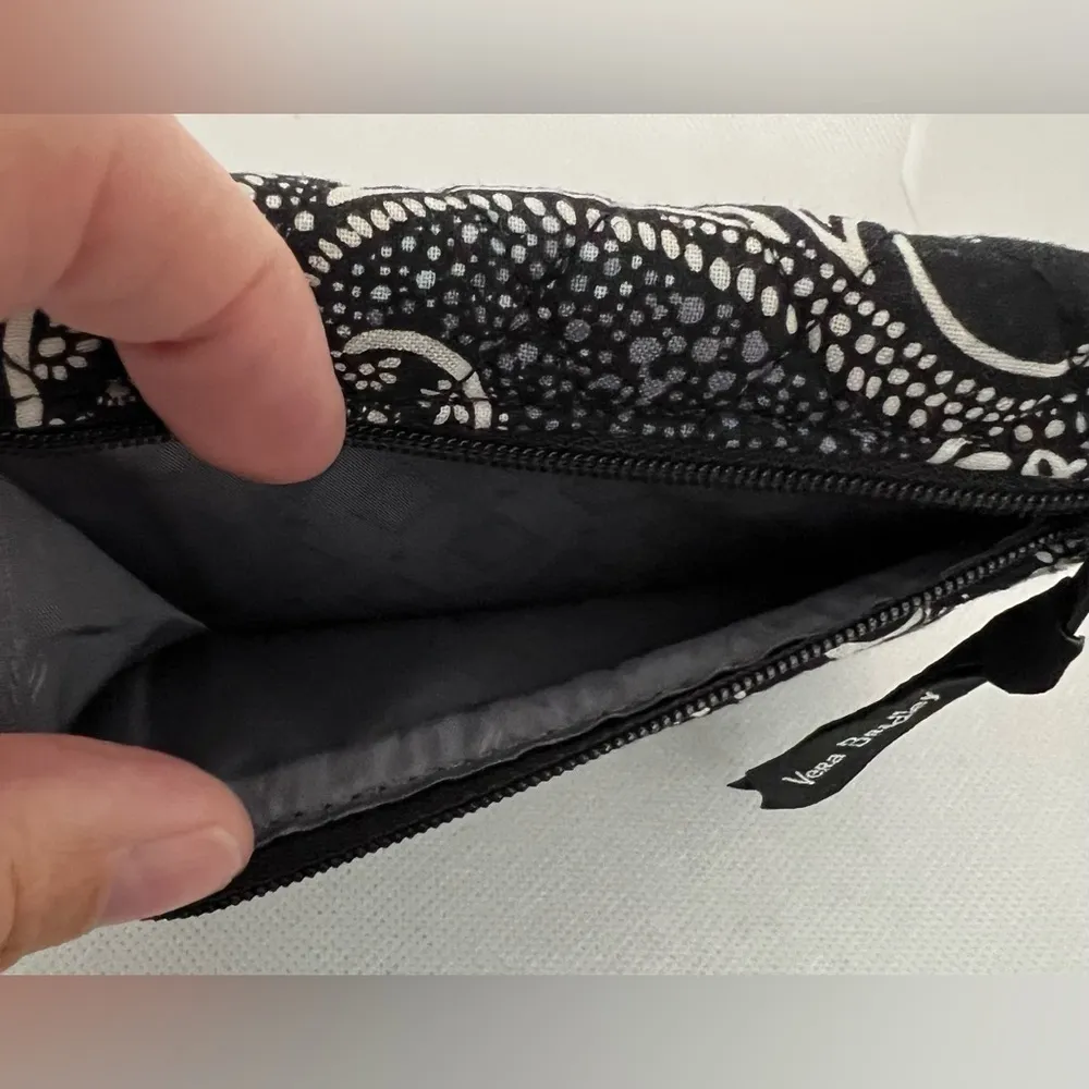 Vera Bradley | ladies Stellar Paisley RFID Euro trifold wallet. - Image 5