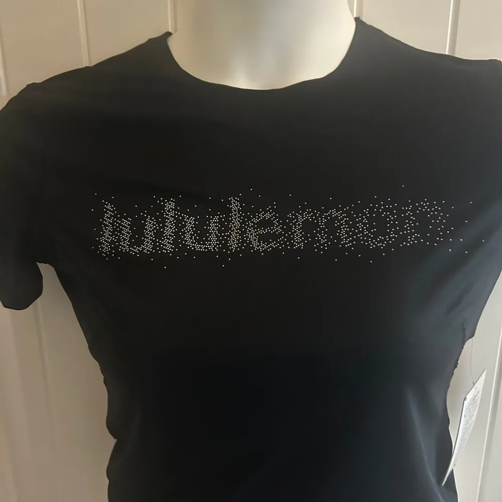 NWT - Lululemon Ultralight Reflective Running T-Shirt - Image 5