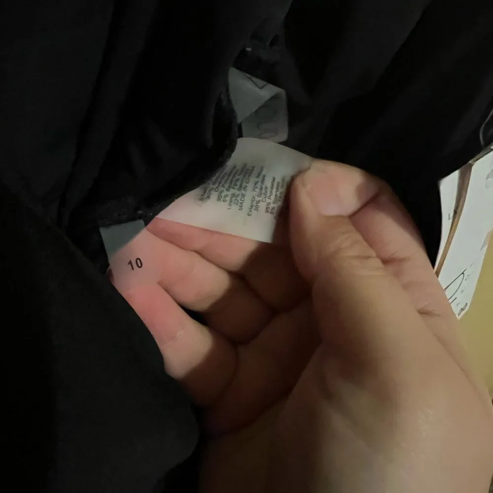 Beyond Control Womens Essentials V Neck One Piece Swim Suit Draped Size 10 NWT Black - Image 11