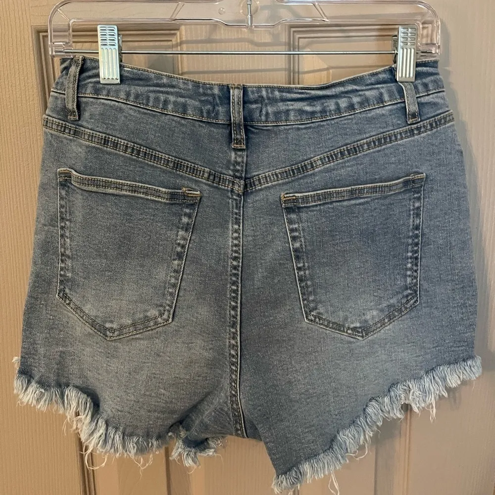 Love Tree  Ripped High Waist Shorts - Image 9