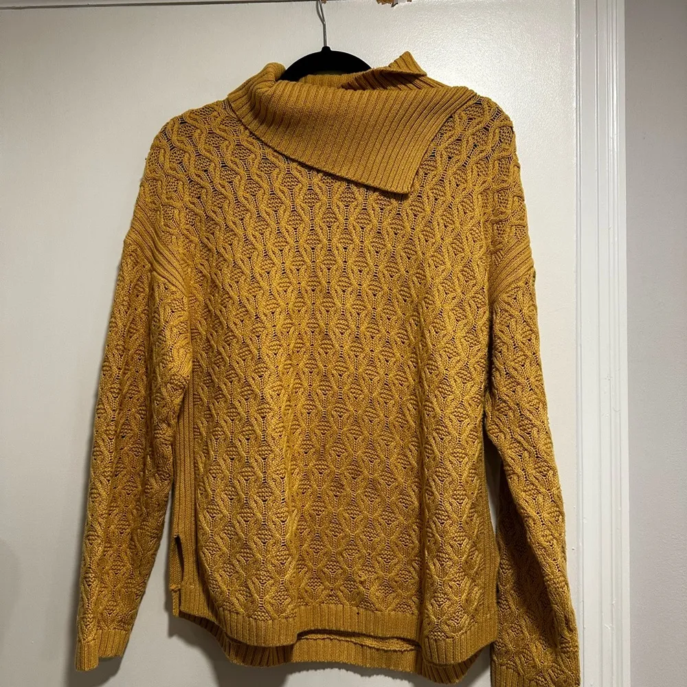 Jeanne Pierre Large Yellow Mixed Cable Knit Cowl Neck Sweater Pullover Sweater. - Image 7