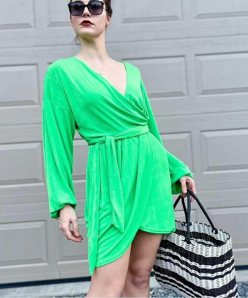 ASOS Vibrant Green Stretch Knit Long Sleeve Wrap Style Mini Dress Size 8 - Image 7