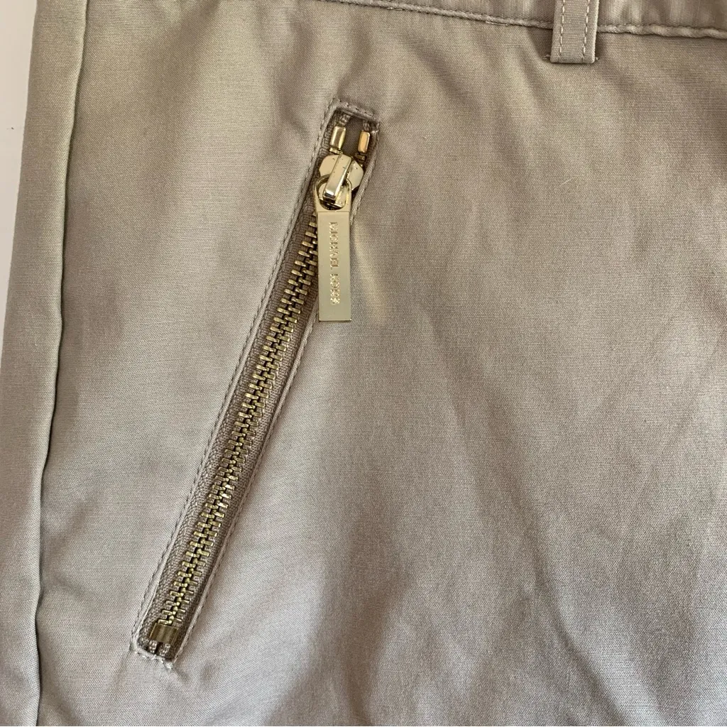 Michael Kors Skinny Khaki Pants Tan Size 6 - Image 3