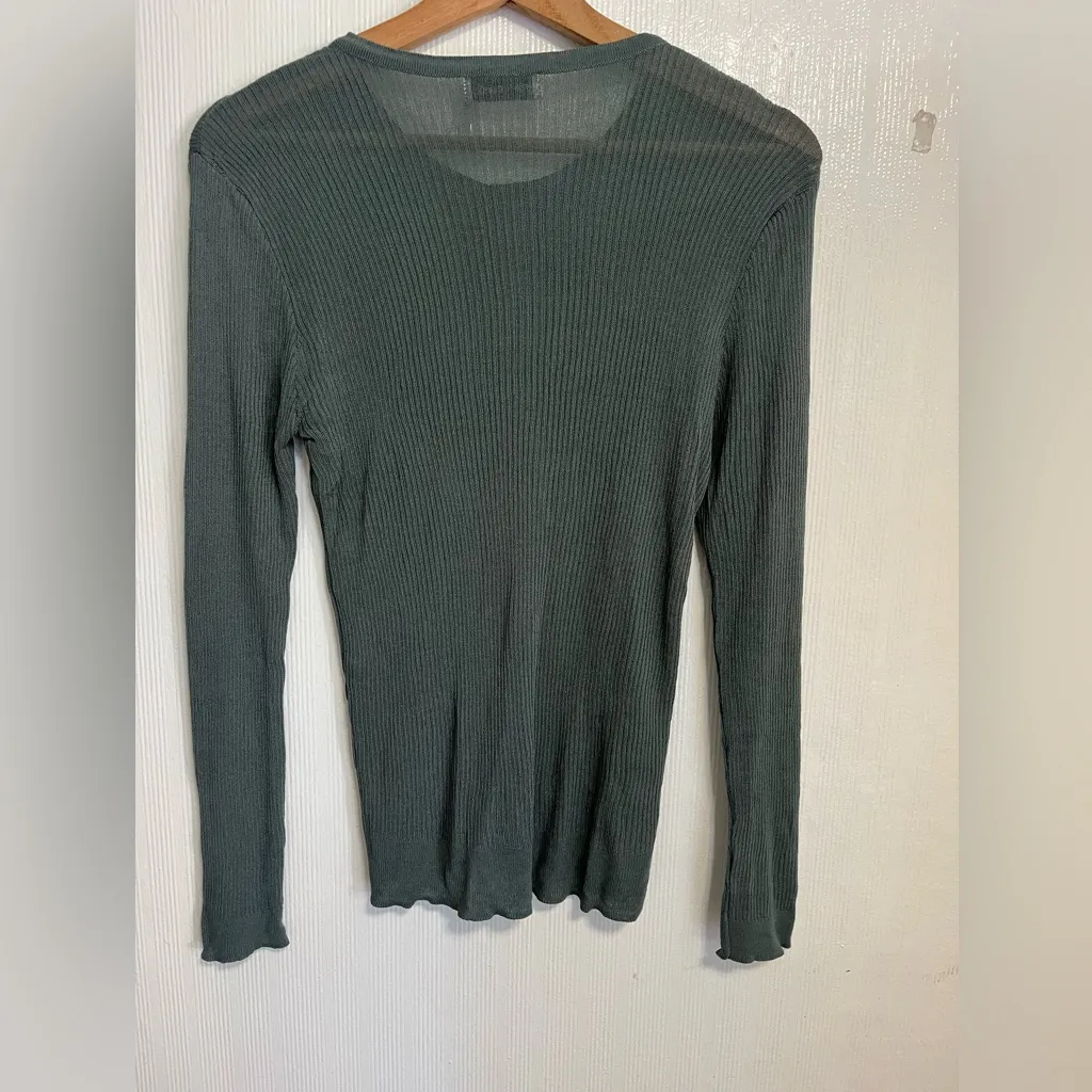 Elegant Dark Green Long Sleeve Top - Image 4