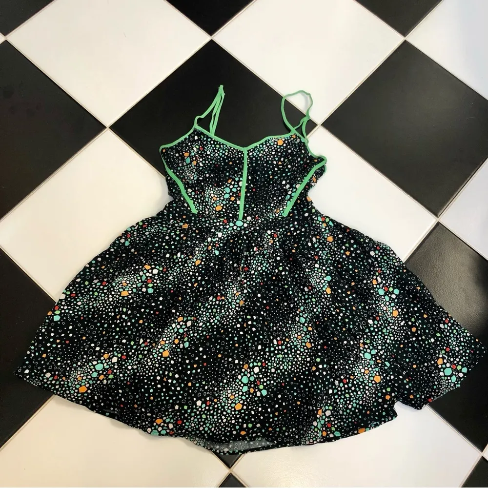 Polka Dot Fit & Flare Mini Dress Cutouts Green Black Skater size 6 - Image 4