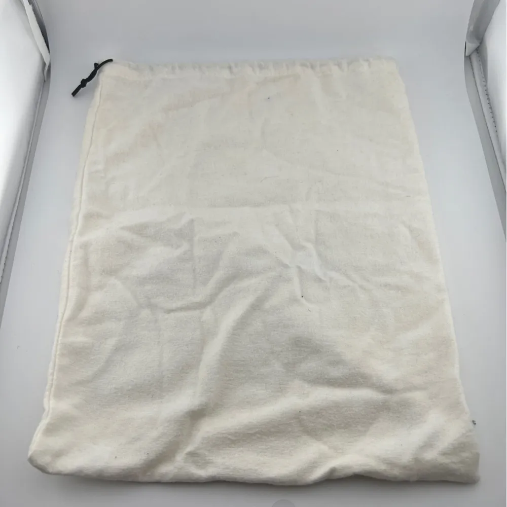 Manolo Blahnik Dust Bag - Image 3