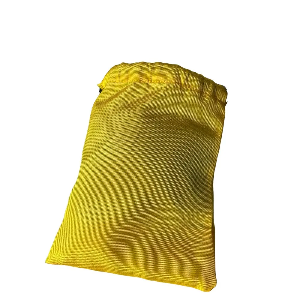 St. John  foldable and packable black patent yellow shopping bag - Image 7
