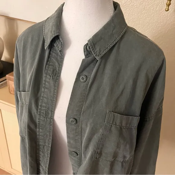 RARE Moussy Graphic Button Down Up Shirt Jacket
Shacket Olive Army Green Size M Size M - Image 2