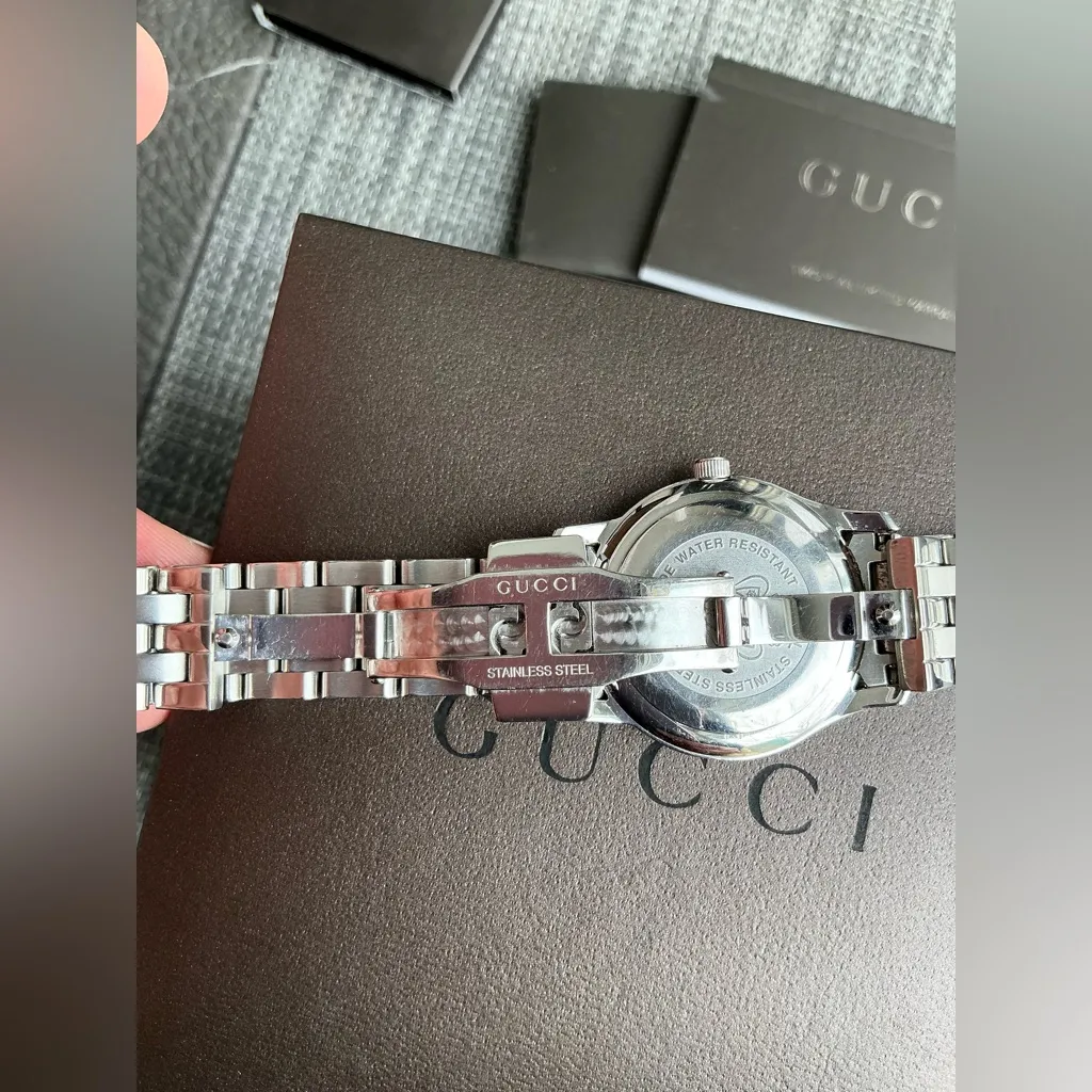 Authentic GUCCI DRESS watch💖💖 - Image 9