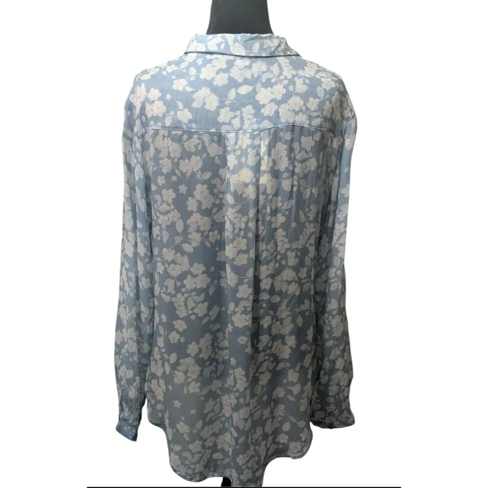CHELSEA & VIOLET Ocean View Floral Button Down Blouse Large NWT - Image 7