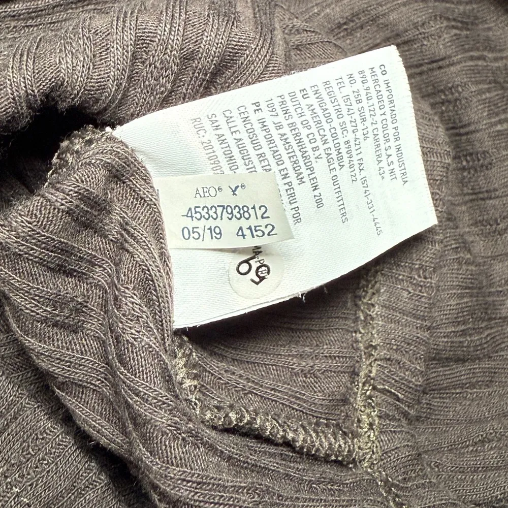 American Eagle Outfitters Brown Ribbed Crop Top - Image 5