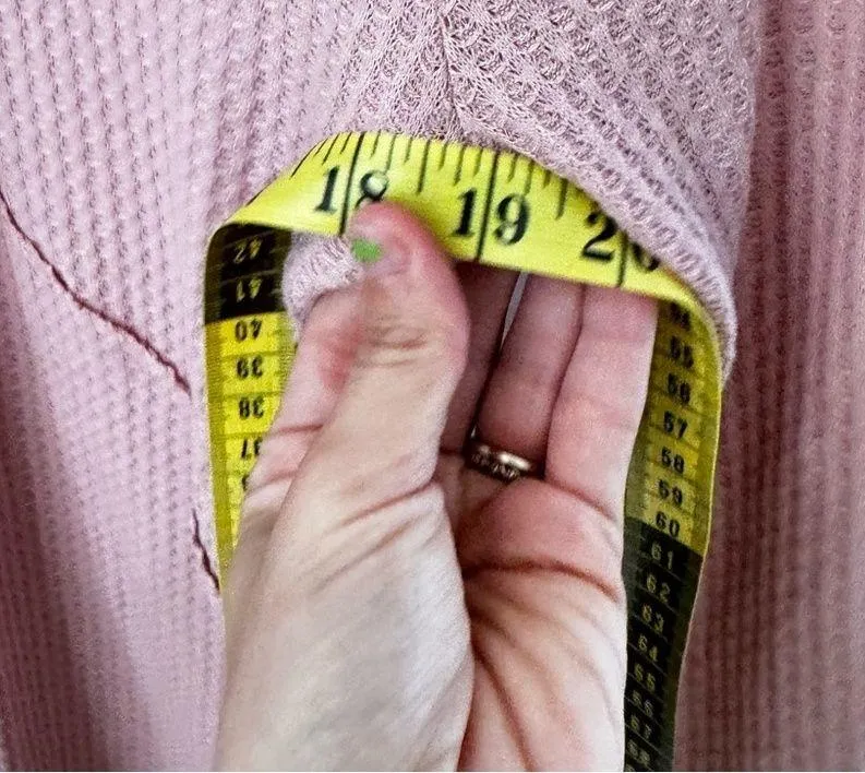Love Fire Dusty Rose Solid Long Sleeve Waffle lace Knit M - Image 8