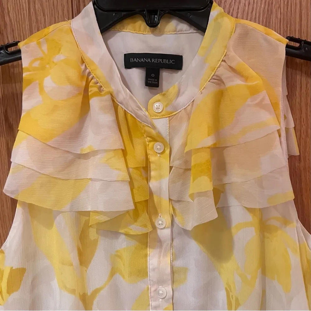 Banana Republic Yellow Floral Sleeveless Button Down Ruffle Chiffon Dress Size 0 - Image 4