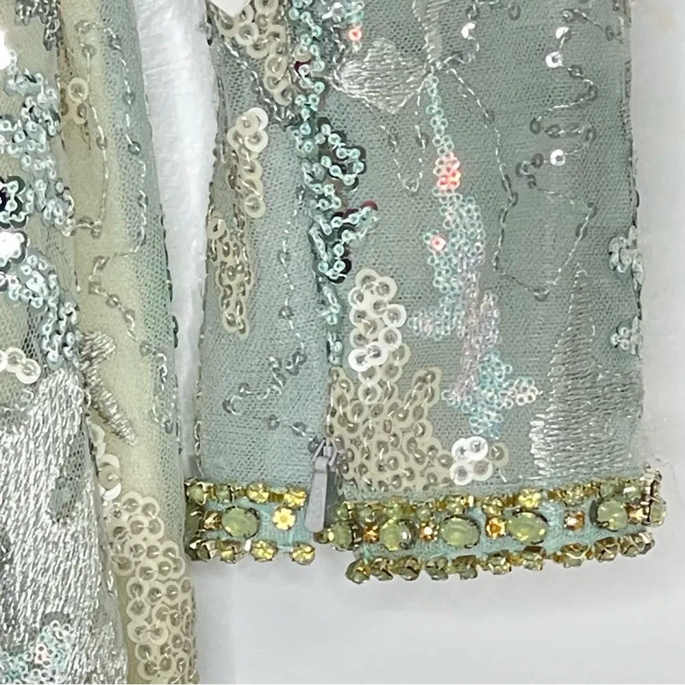 Mac Duggal 12460 Sequin Embellished Jewel Neckline Lace Gown, Platinum, Size 8 - Image 7