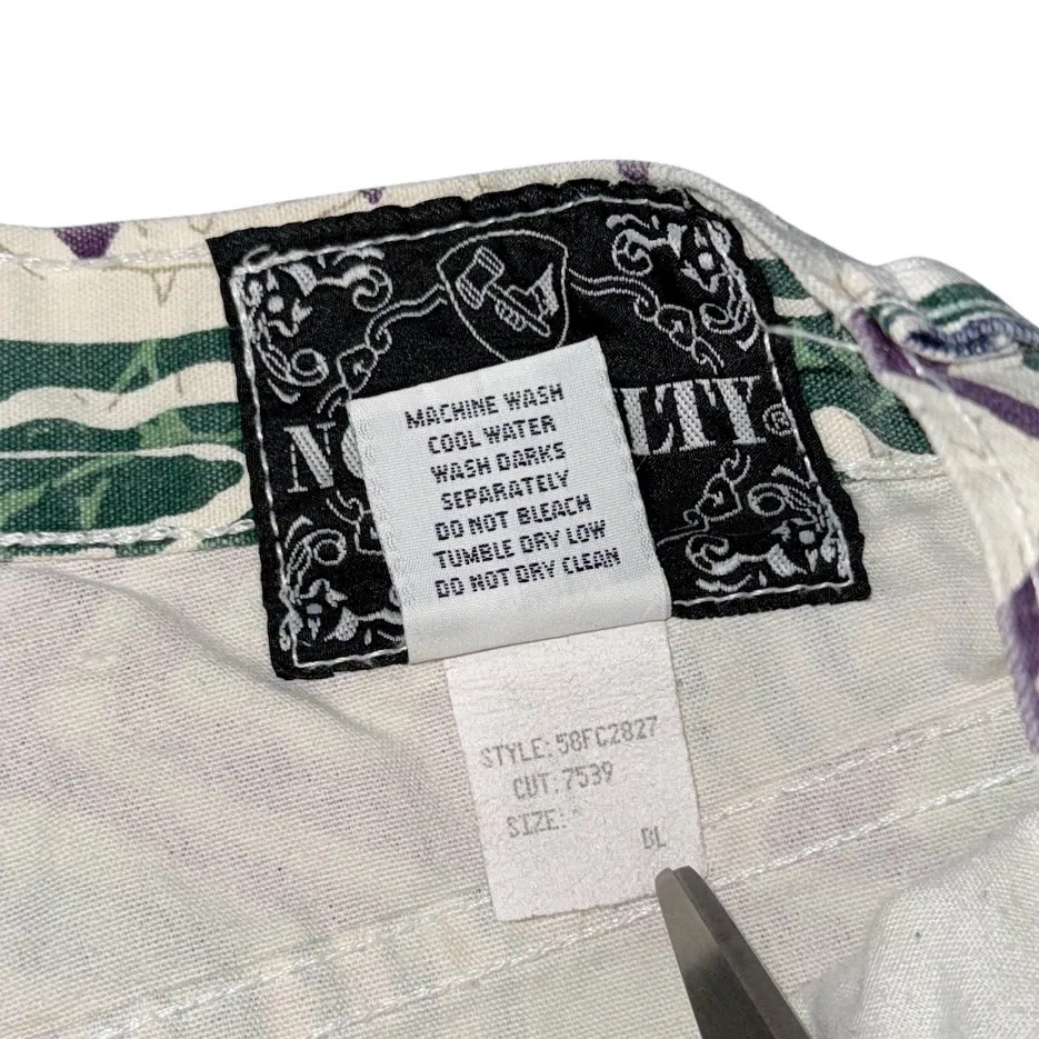 VTG 80s 90s NOT GUILTY High Rise Shorts Sz 5/6 USA Made Bold Aztec Tribal Print Purple - Image 6