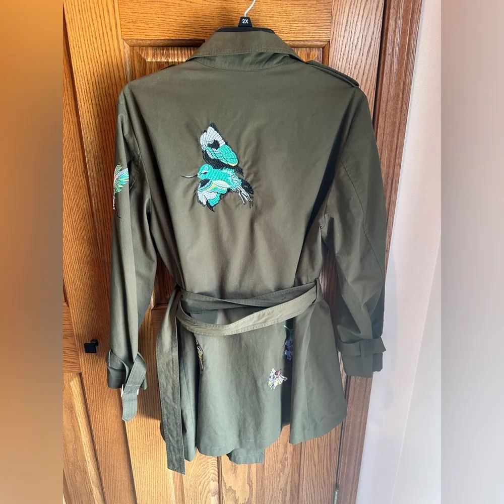 Sheryl Crow Embroidered Jacket~Be Myself~Hummingbirds Plus Suze 2X Short Trench Green - Image 6