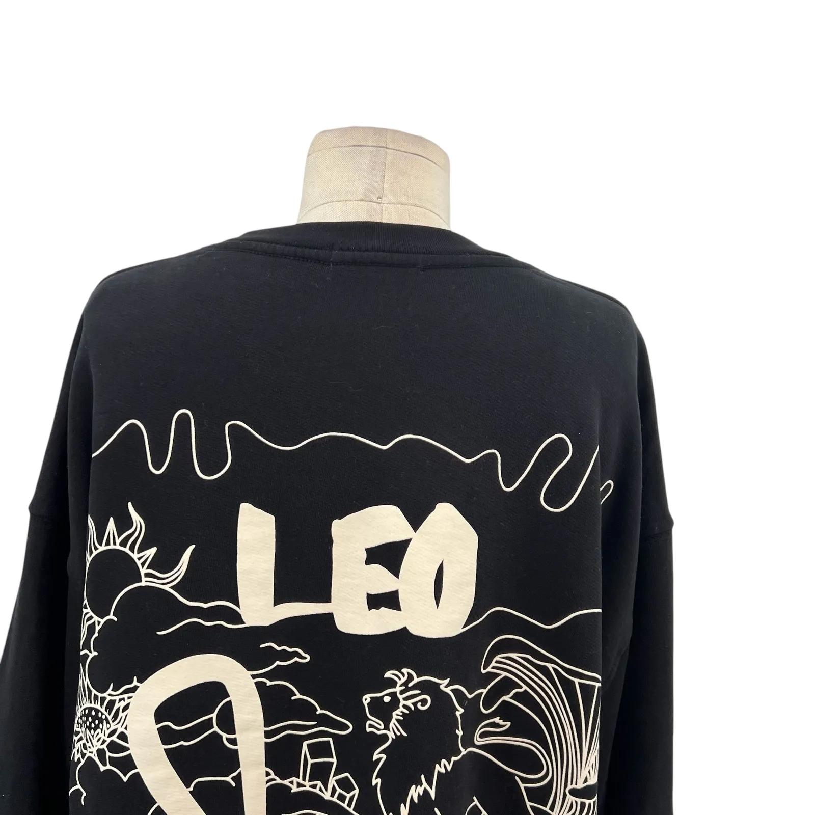 Good‎ American Boyfriend Pullover Sweatshirt Leo Zodiac Sign Black Size 3 Large - Image 8