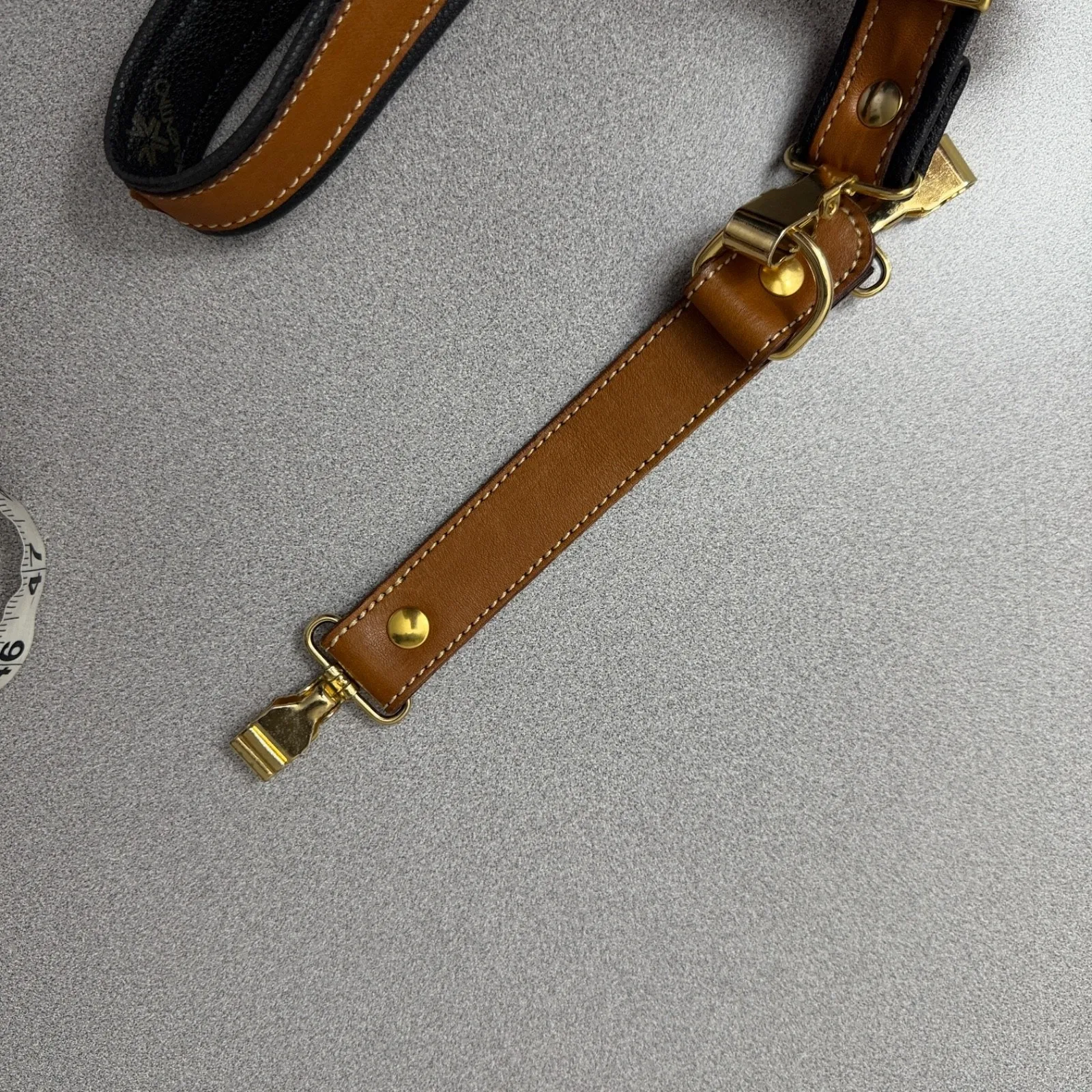 Vtg Valentino Leather Luggage Strap Garment? Brown Black Adjustable Brass 1.25" - Image 3
