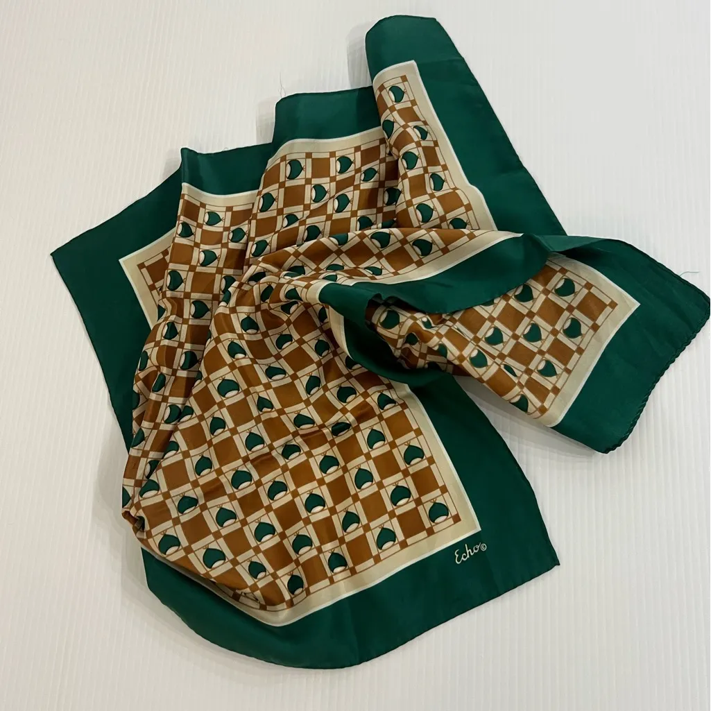Echo Green and Brown Patterned Scarf - Image 9